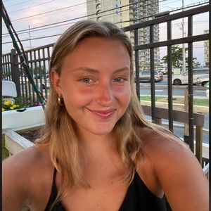 Meet your Posher, Jenna